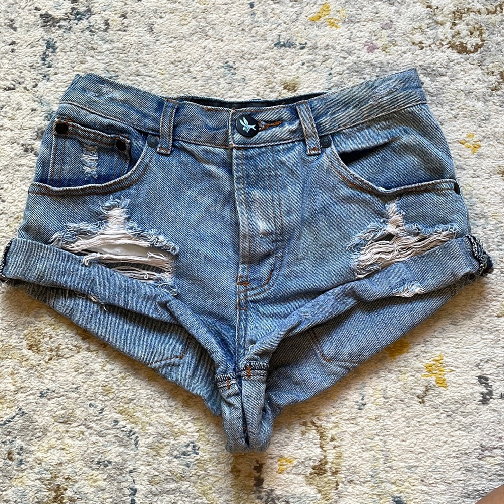 One teaspoon shorts